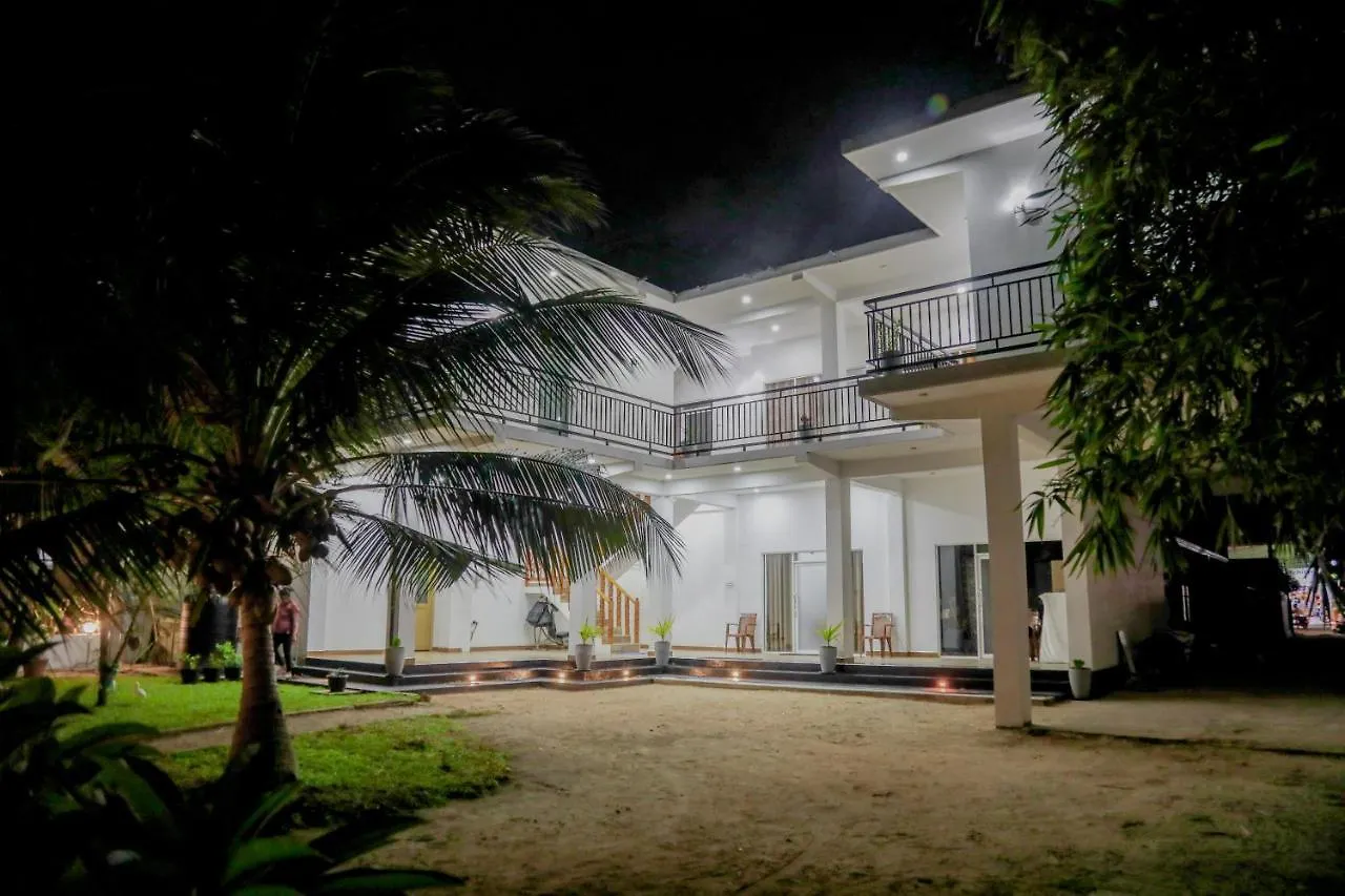 Araliya Lagoon Park Resort ネゴンボ ホステル